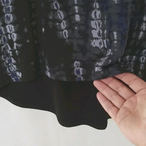 Cable & Gauge Women's Hi-Lo Tunic Top - Picture 3 of 7